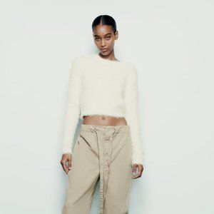 Zara White Fuzzy Crew Neck Sweater
